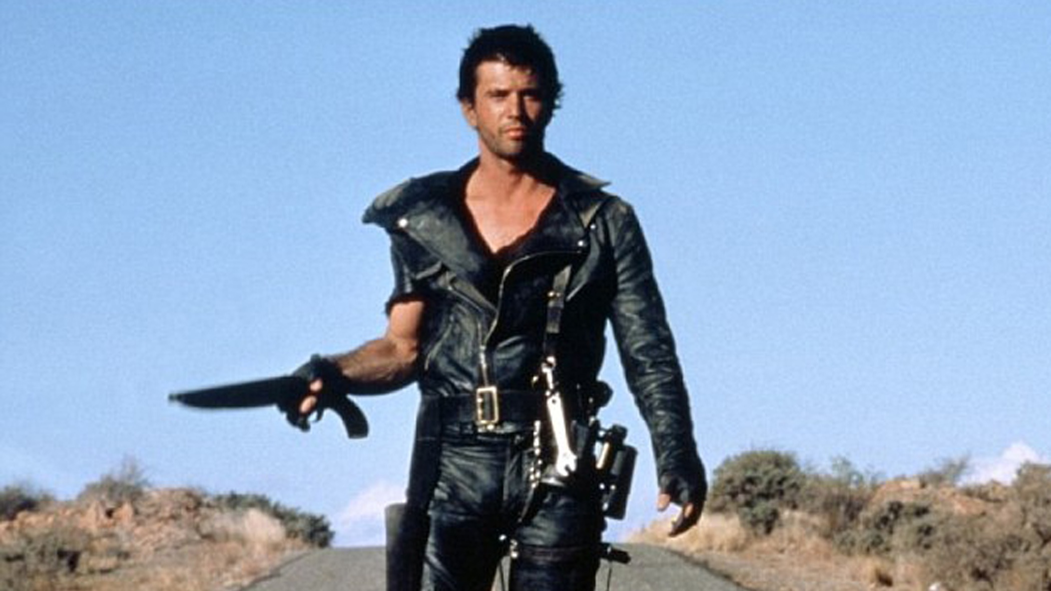 Max Rockatansky (Mel Gibson) with his gun